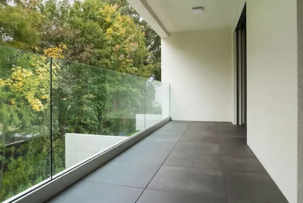 balkon cam modelleri